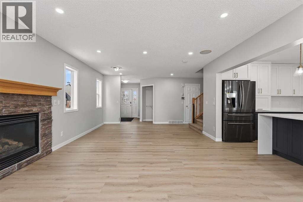 Single Family House for Sale in  Bridlecrest Street SW Bridlewood Calgary 