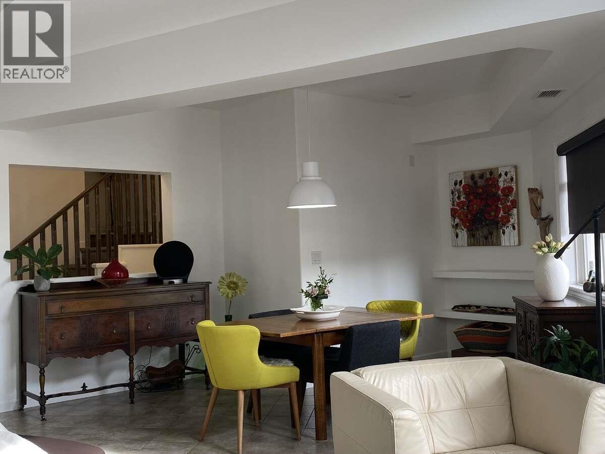 307 1905 Pandosy Street, Kelowna