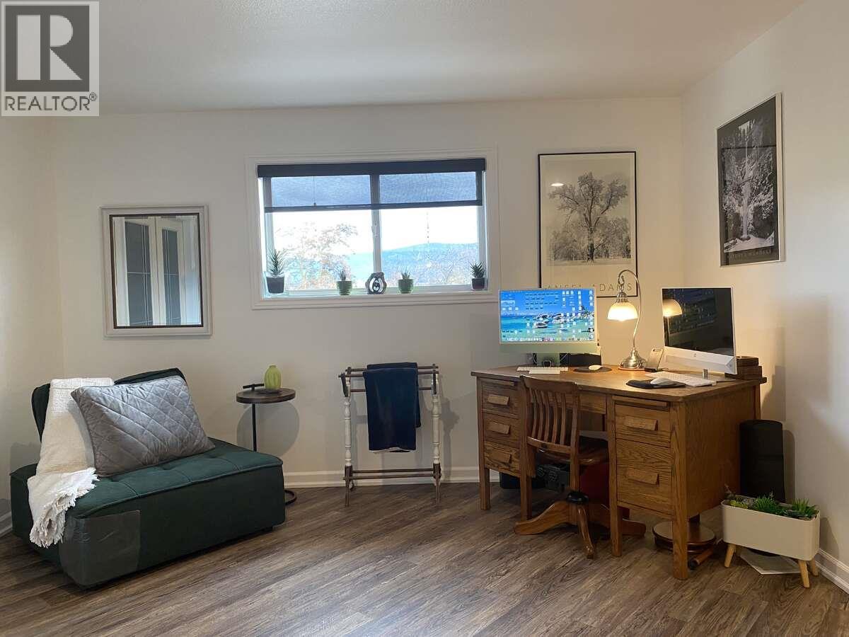 307 1905 Pandosy Street, Kelowna