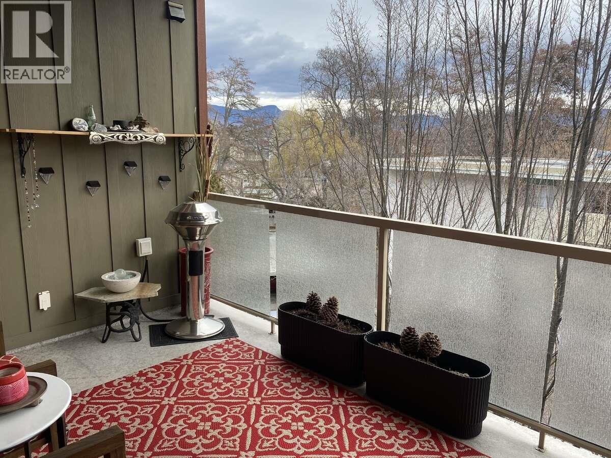 307 1905 Pandosy Street, Kelowna