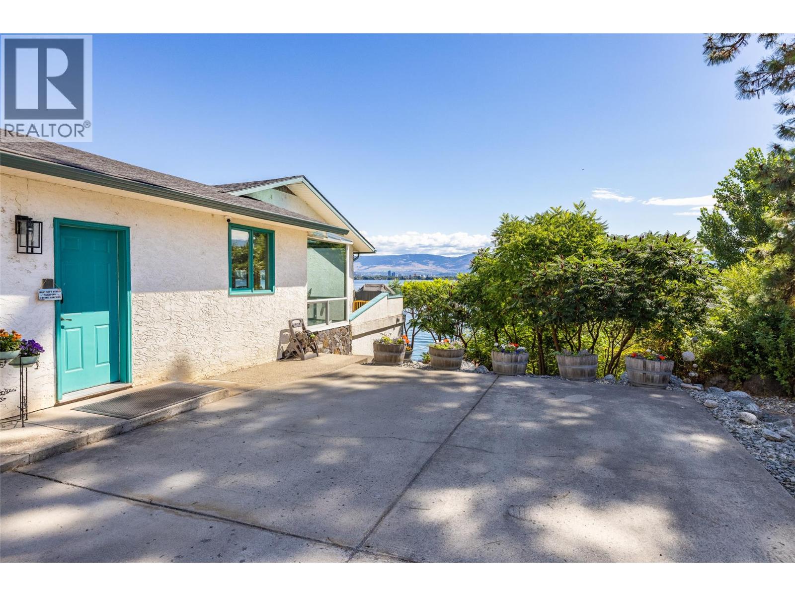 2387 Campbell Road, West Kelowna