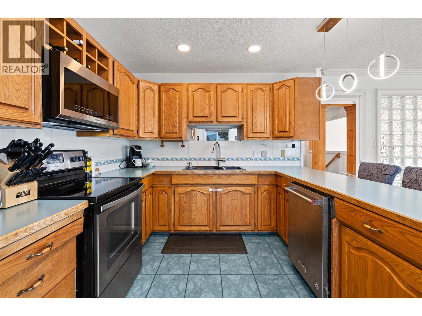 2387 Campbell Road, West Kelowna