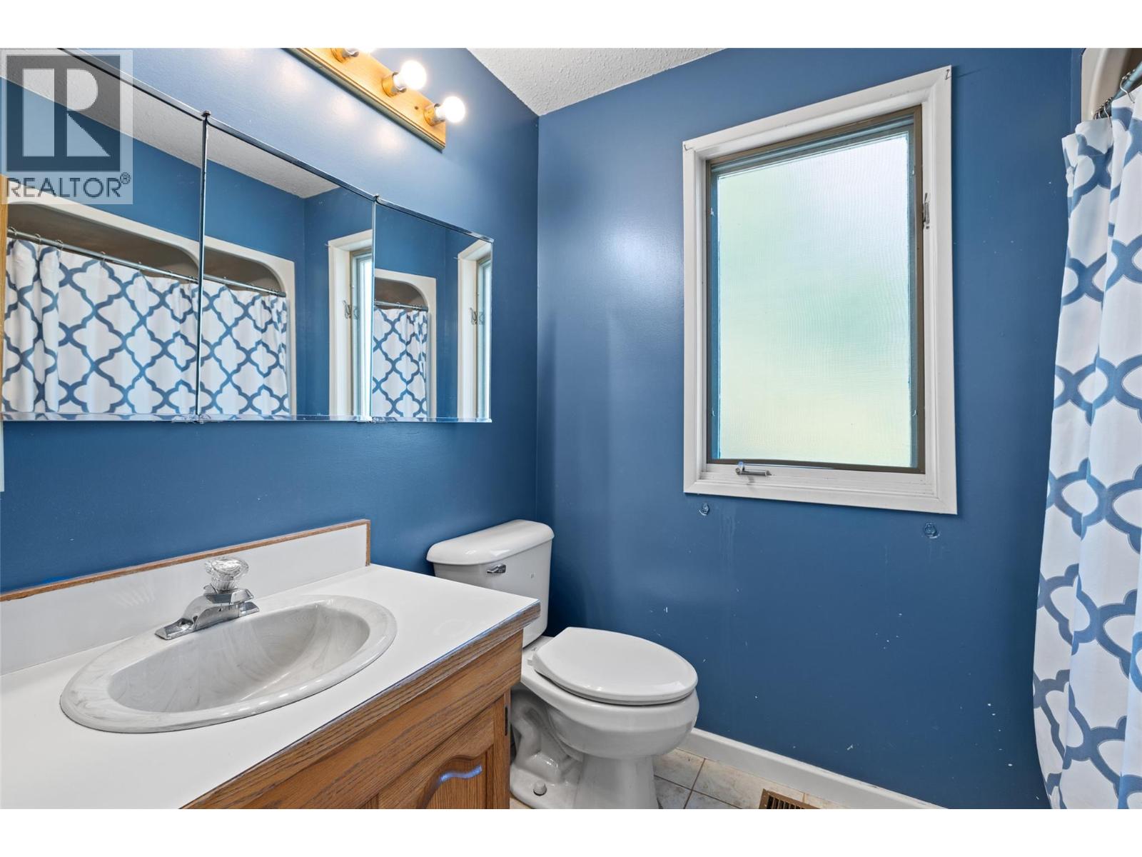 2387 Campbell Road, West Kelowna