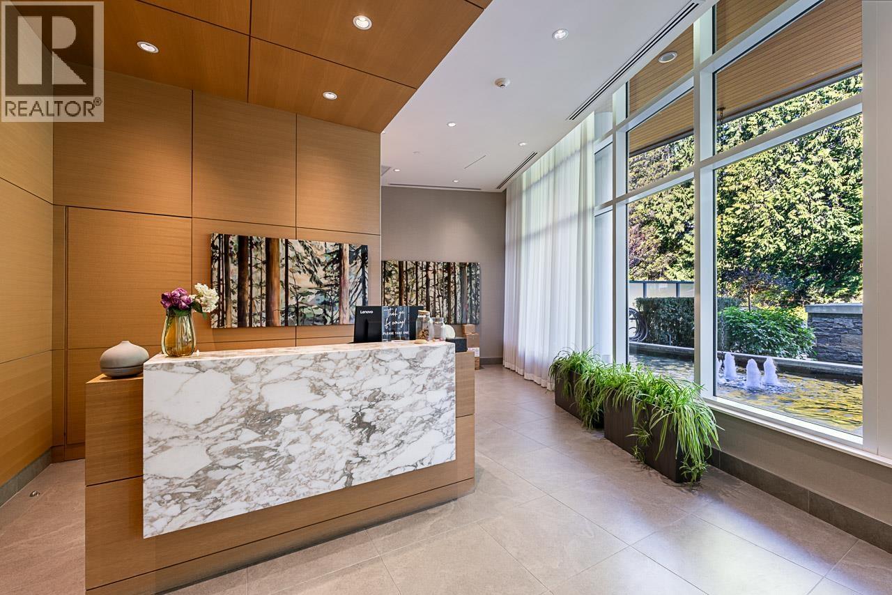 401 768 ARTHUR ERICKSON PLACE, West Vancouver