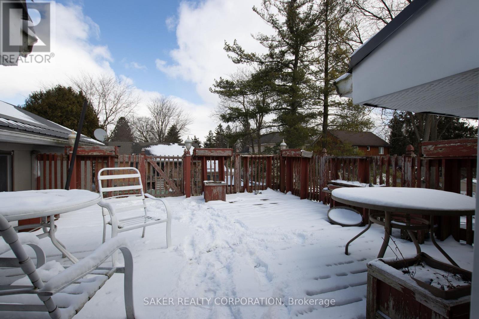 633 LIONS PARK DRIVE Property Photo