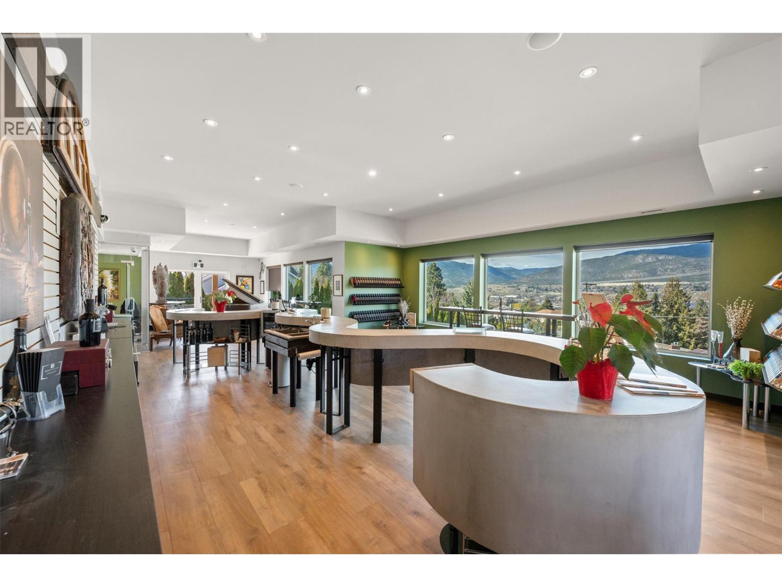 134 Lower Bench Road, Penticton