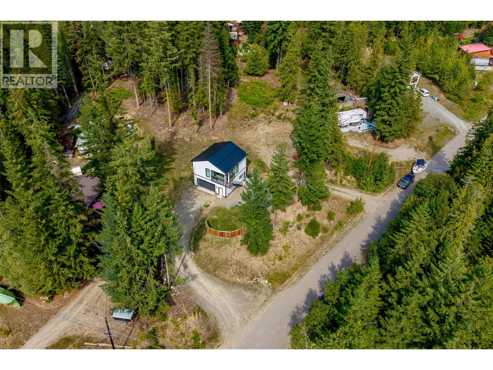 2731 Fairview Road - 32