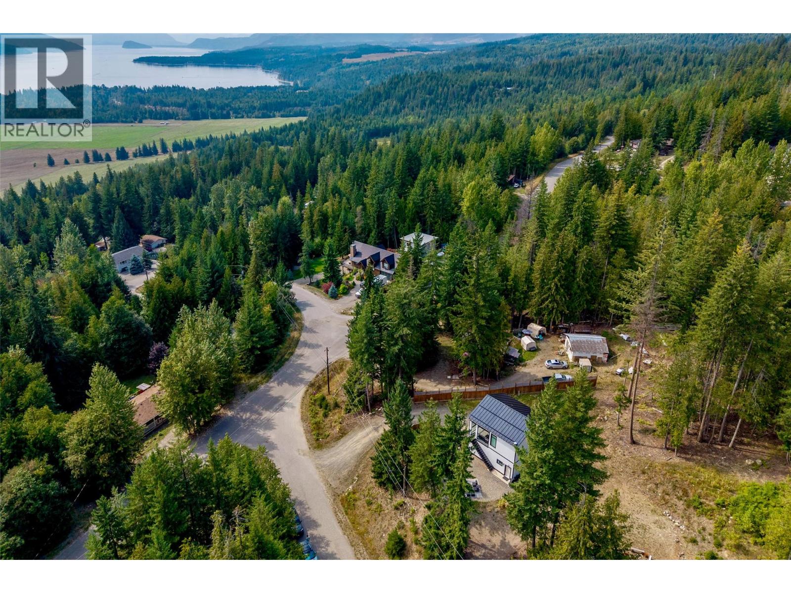 2731 Fairview Road - 34