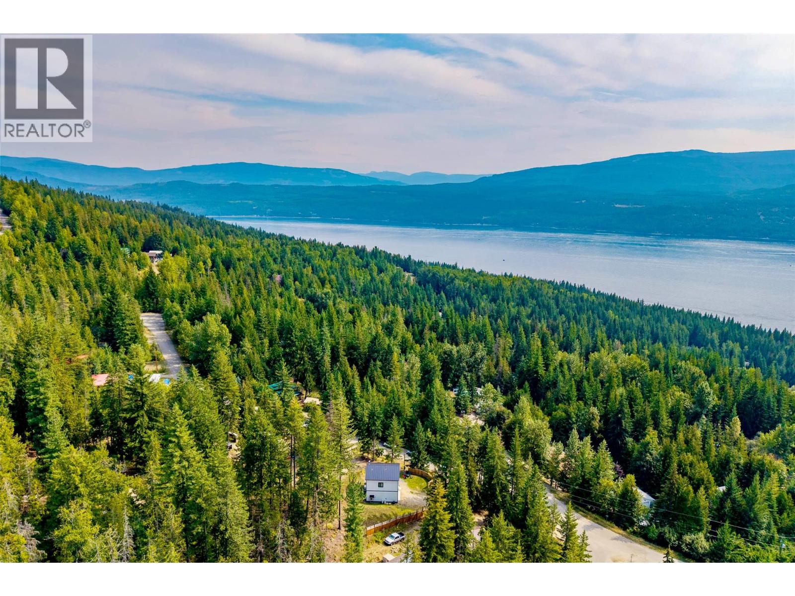 2731 Fairview Road - 38