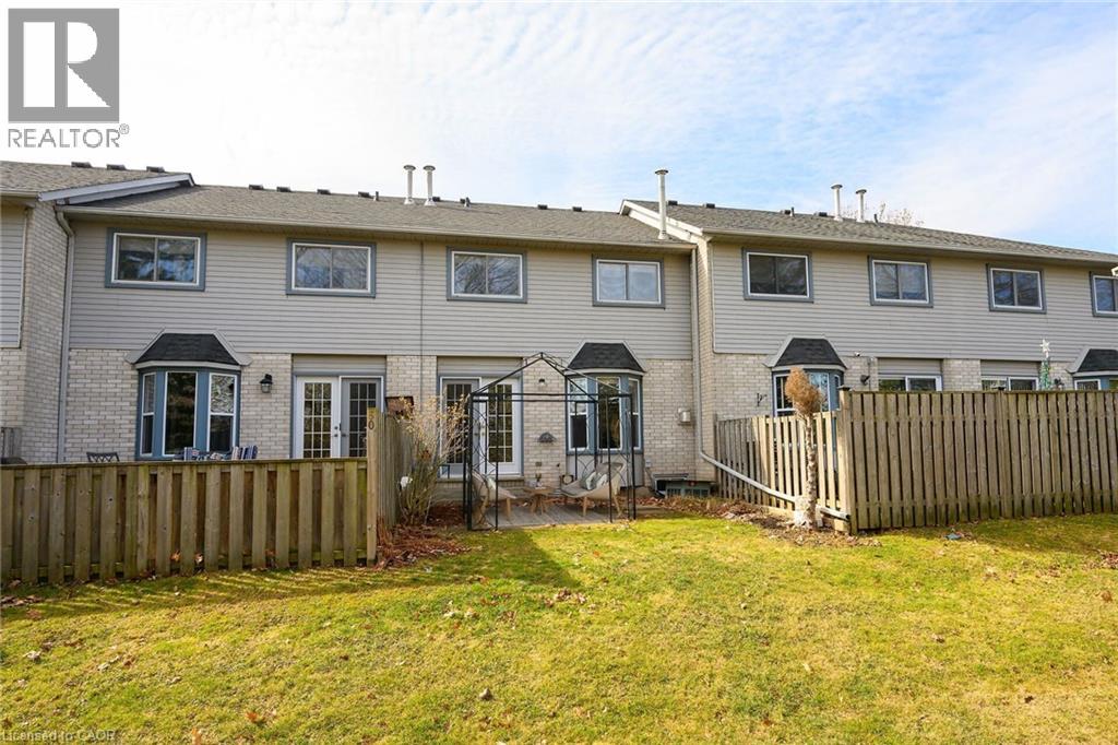 #59 2 ROYALWOOD COURT - 20