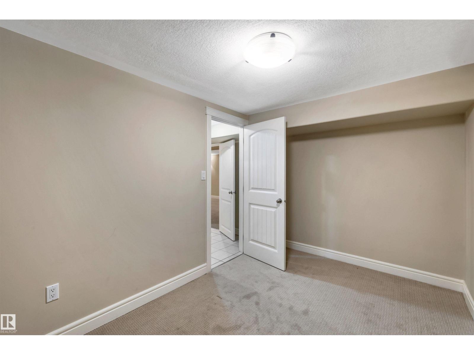 
          4107 122 Street NW
            <br/>
            <span>Edmonton</span>
            , 
            <span>AB</span>
             <span>T6J1Z1</span>
         - Photo 16