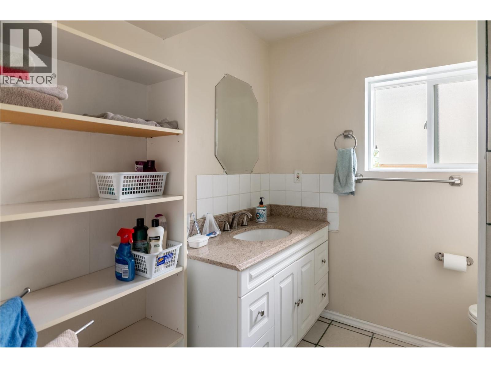  1030 Quesnel Road, Kelowna