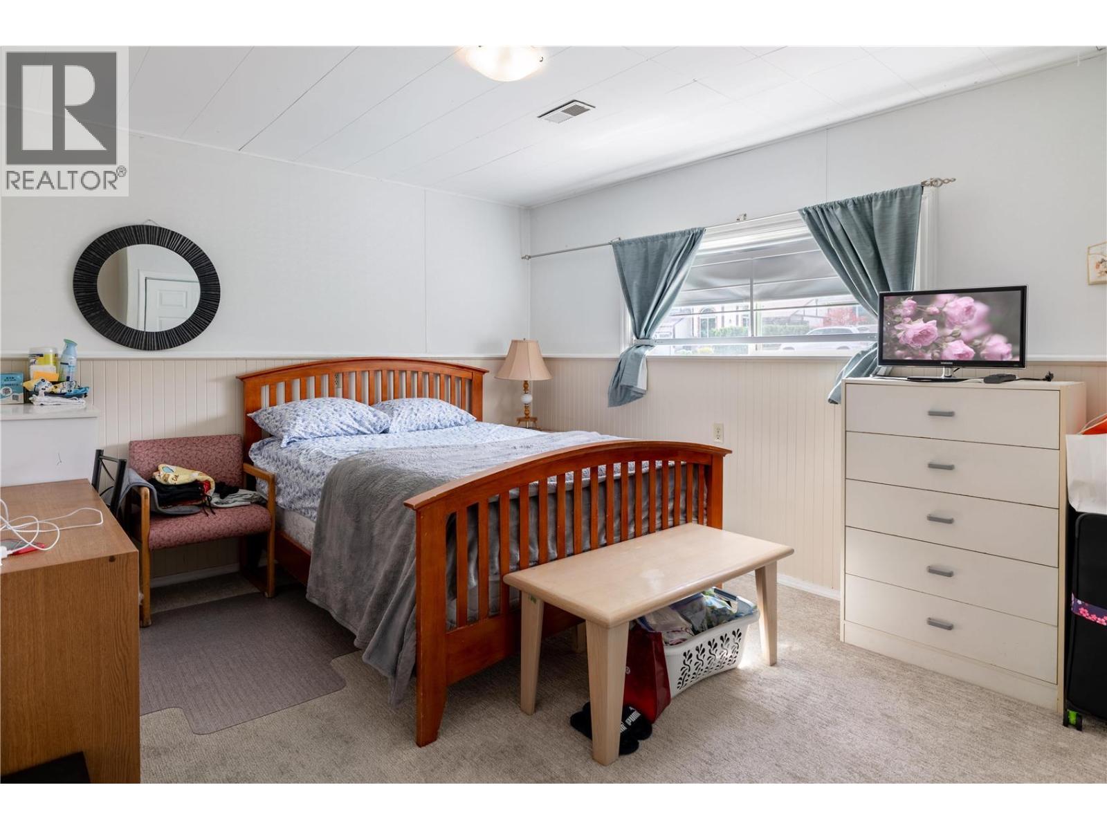  1030 Quesnel Road, Kelowna