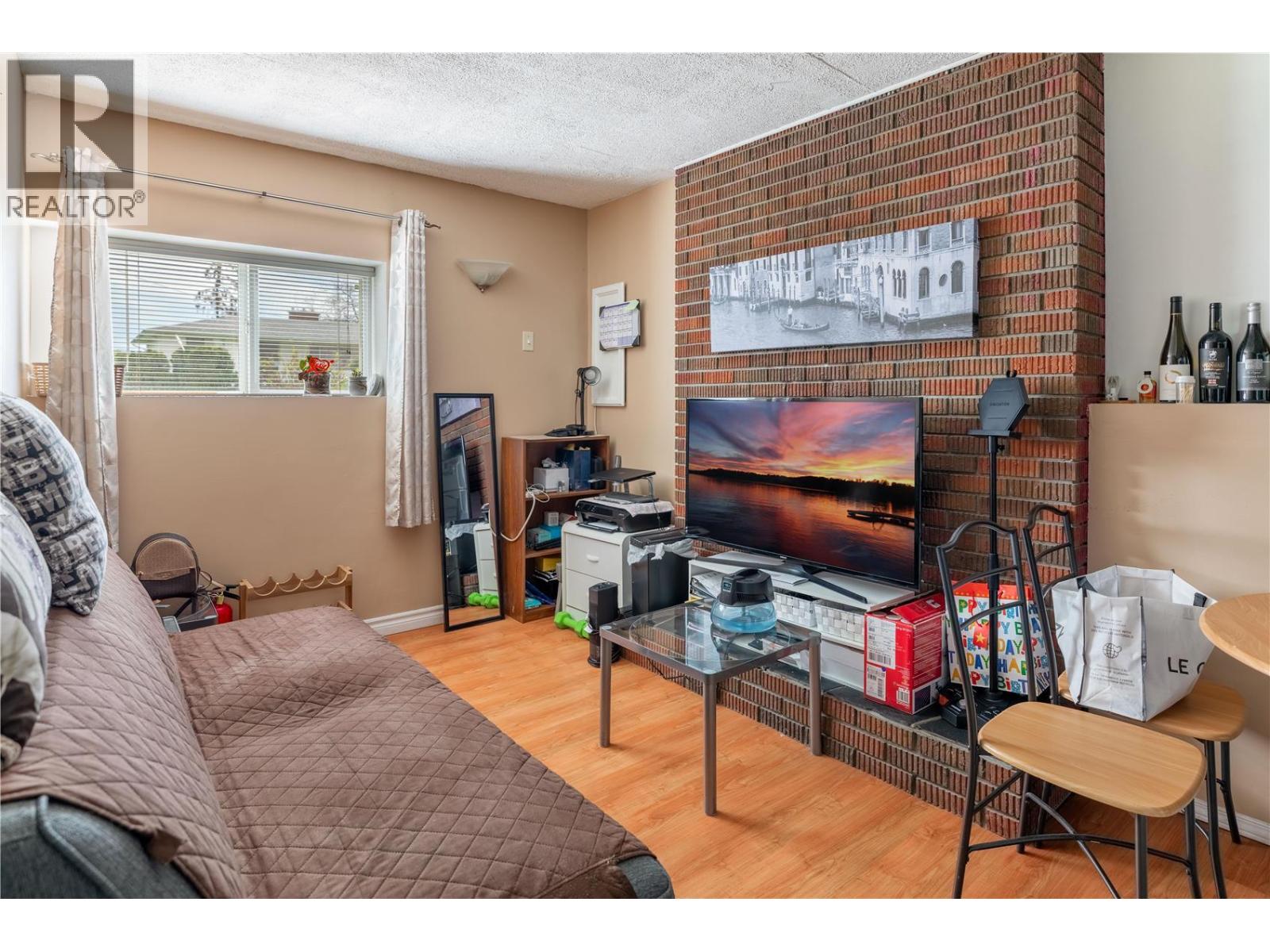  1030 Quesnel Road, Kelowna