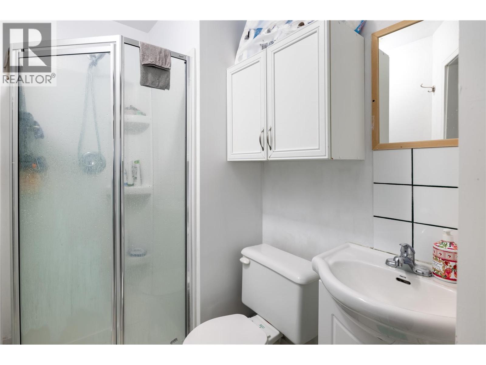 1030 Quesnel Road - 20
