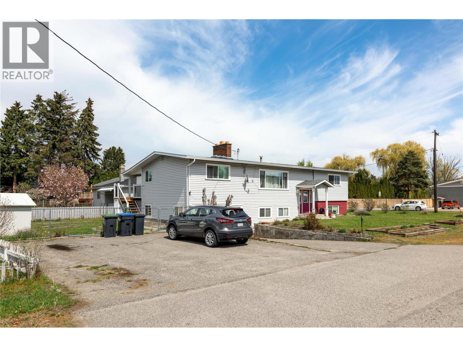  1030 Quesnel Road, Kelowna