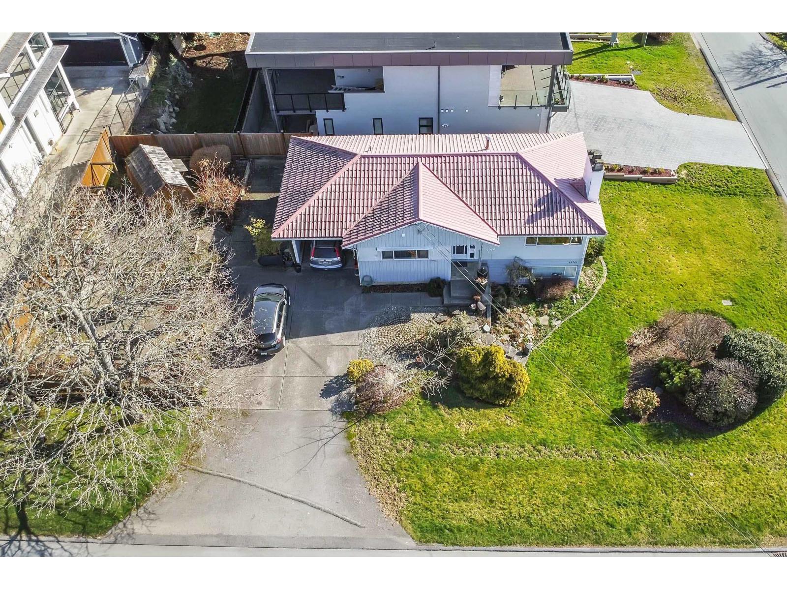 15761 CLIFF AVENUE, White Rock