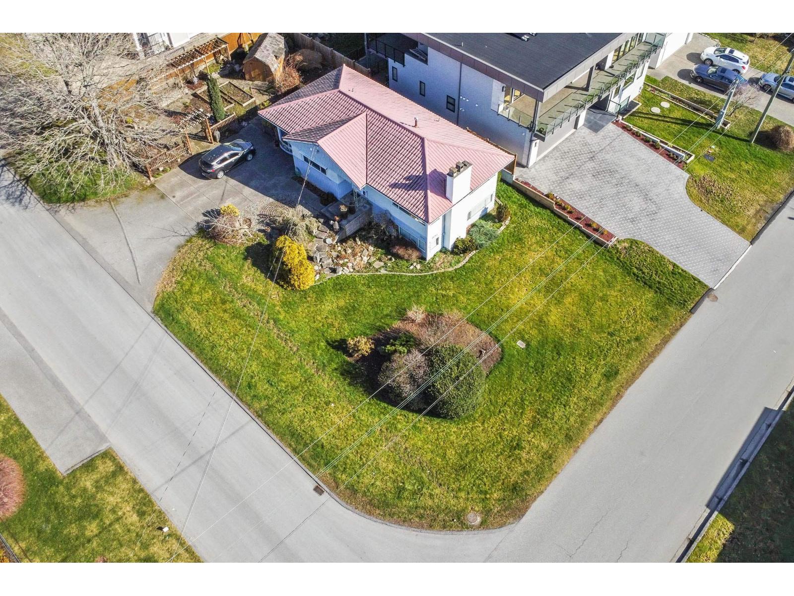 15761 CLIFF AVENUE, White Rock