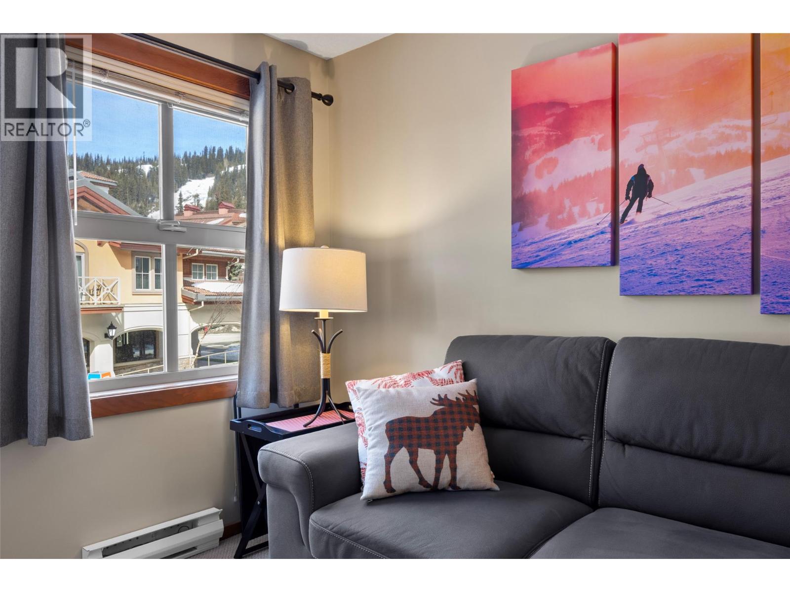 3190 CREEKSIDE Way Unit# 215, Kamloops