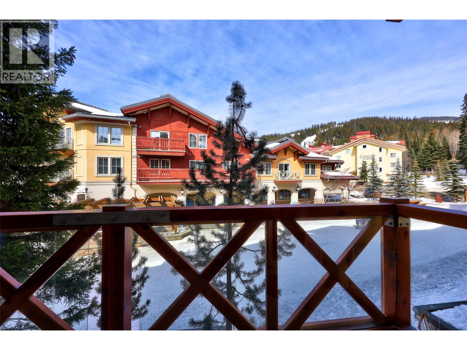 3190 CREEKSIDE Way Unit# 215, Kamloops