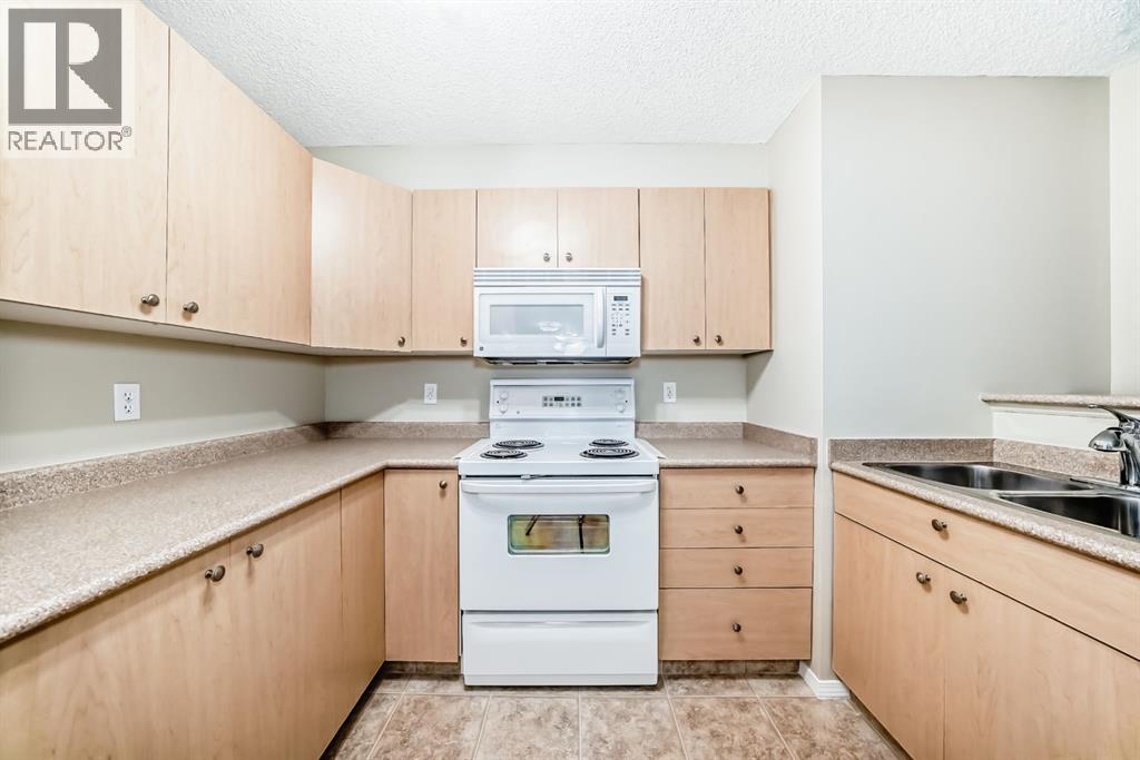 Single Family House for Sale in    Avenue SE McKenzie Towne Calgary 