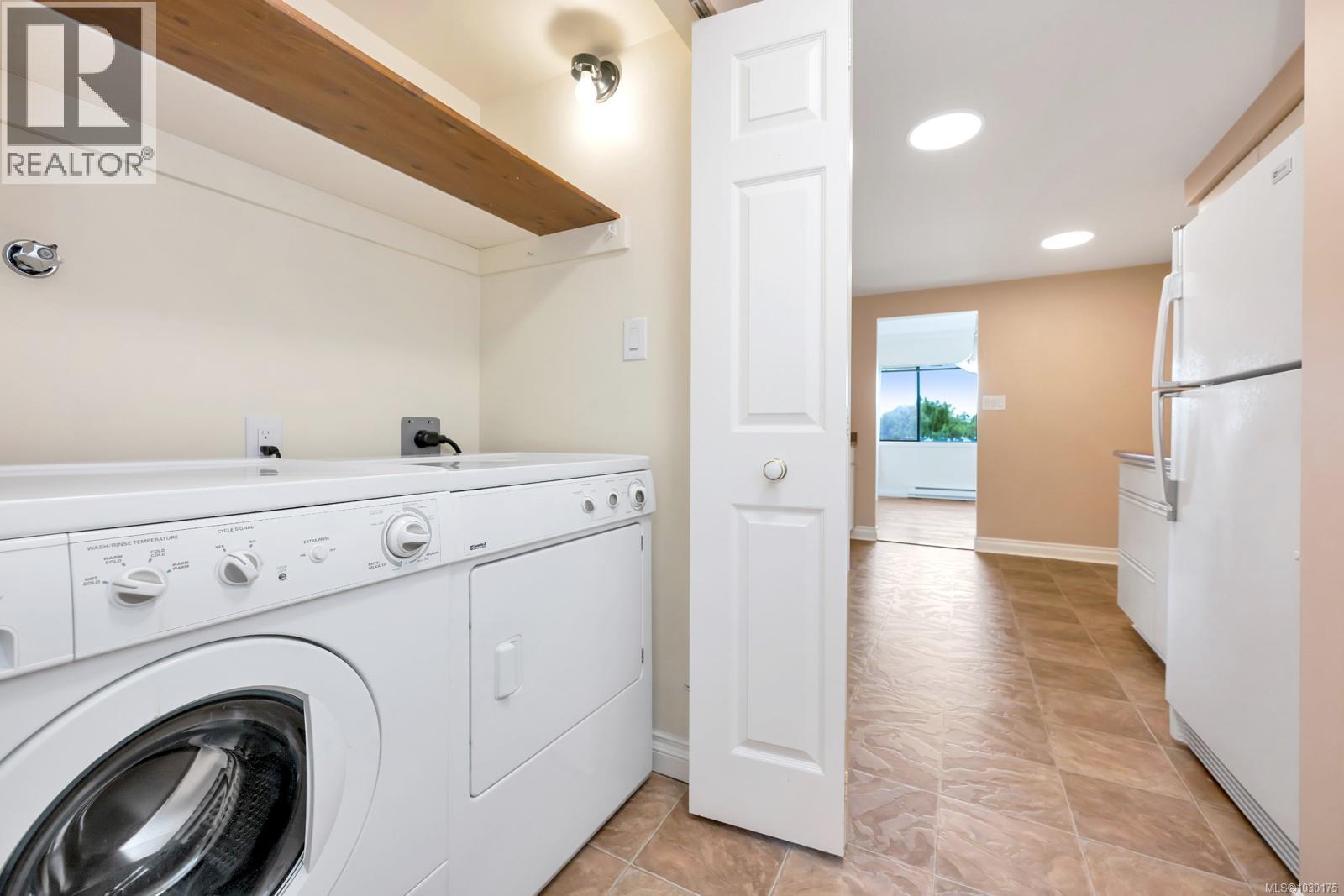 506 420 Linden Avenue, Victoria