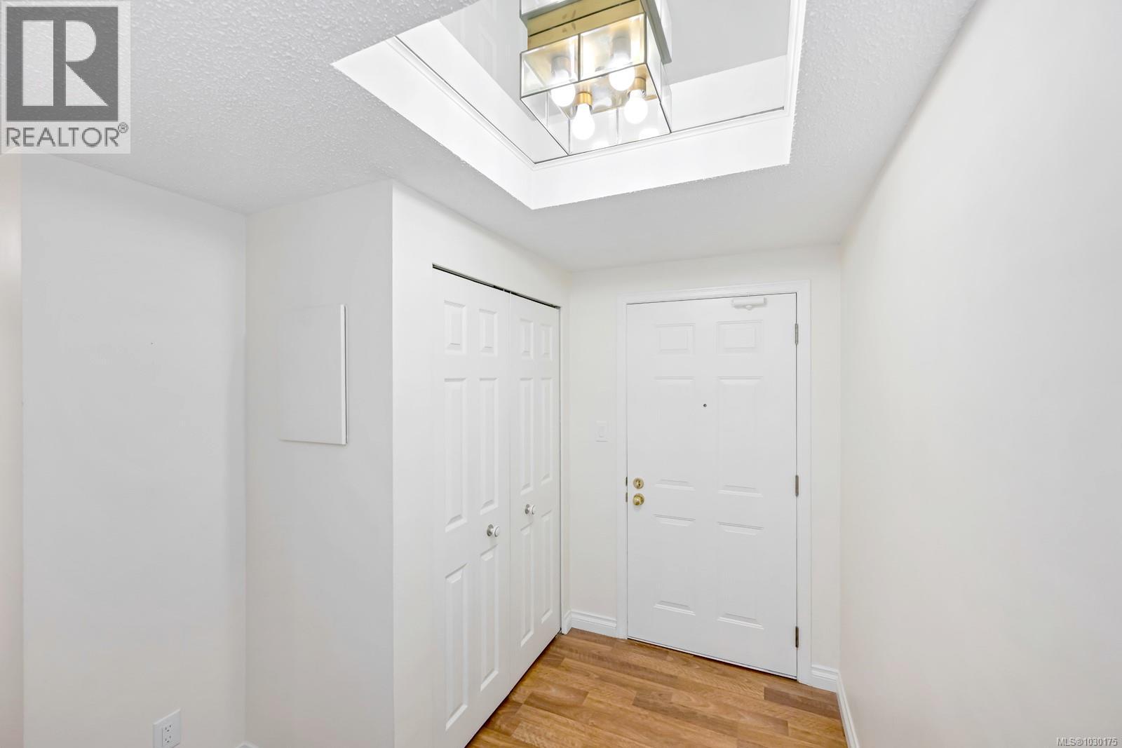 506 420 Linden Avenue, Victoria