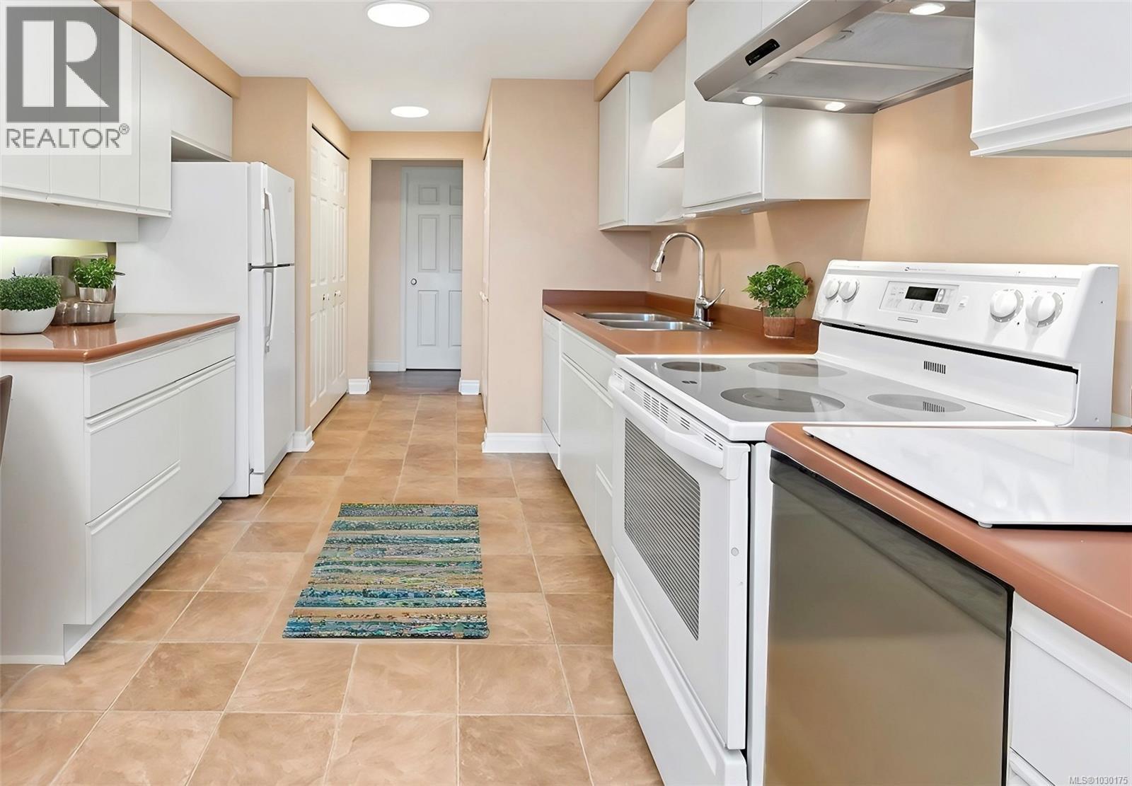 506 420 Linden Avenue, Victoria