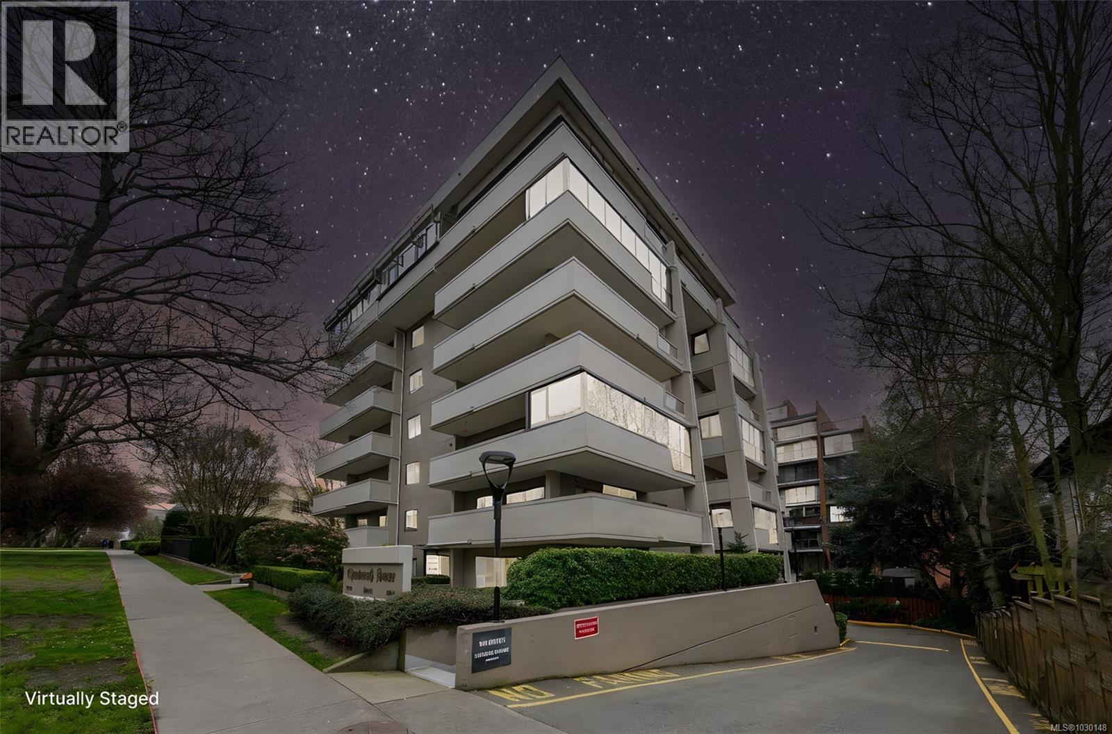 805 819 Burdett Avenue, Victoria