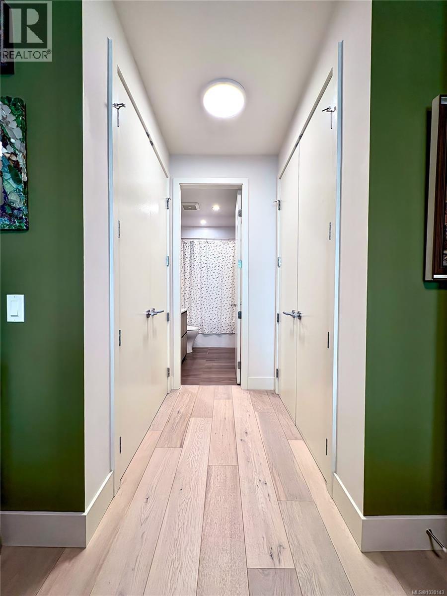 301 501 Park Place, Esquimalt