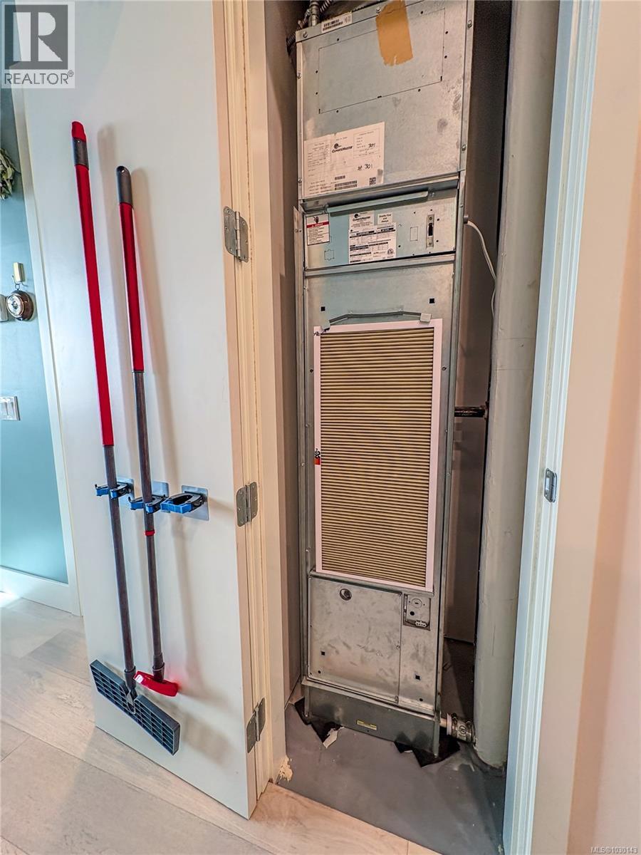 301 501 Park Place, Esquimalt