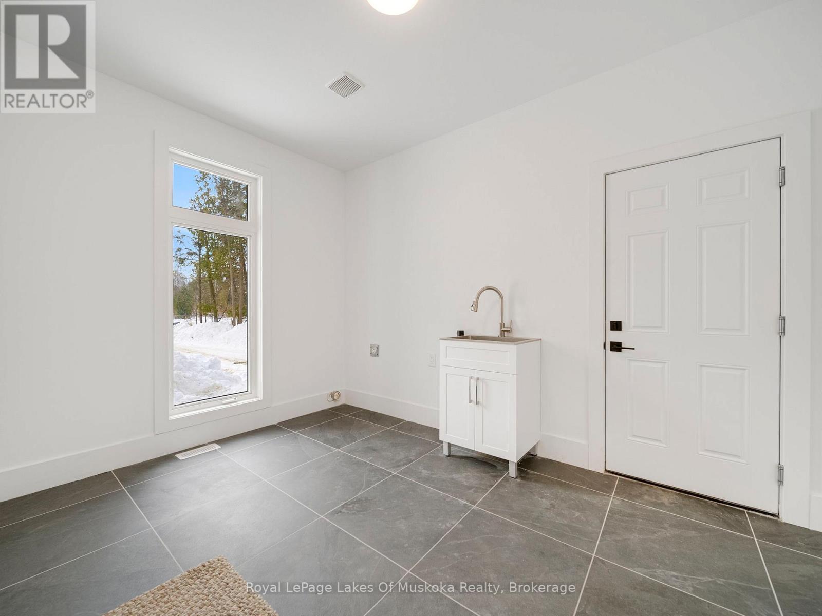 9 MEADOW ACRES ROAD - 27