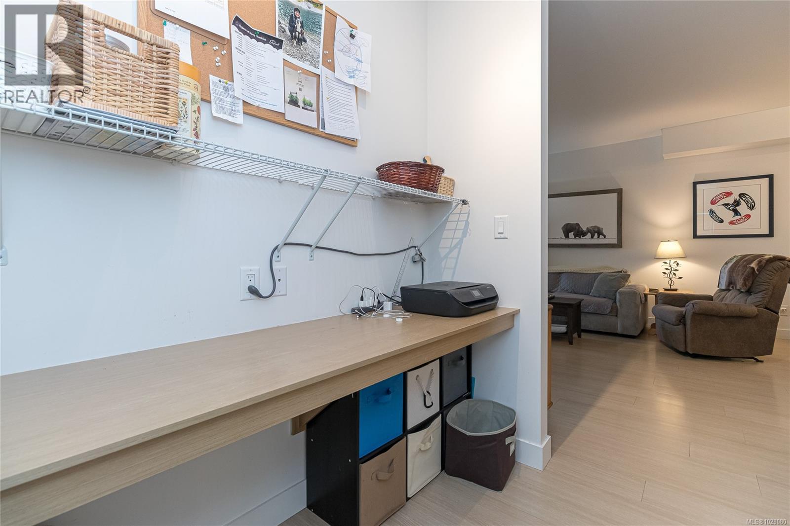 #303 286 WILFERT RD - 14