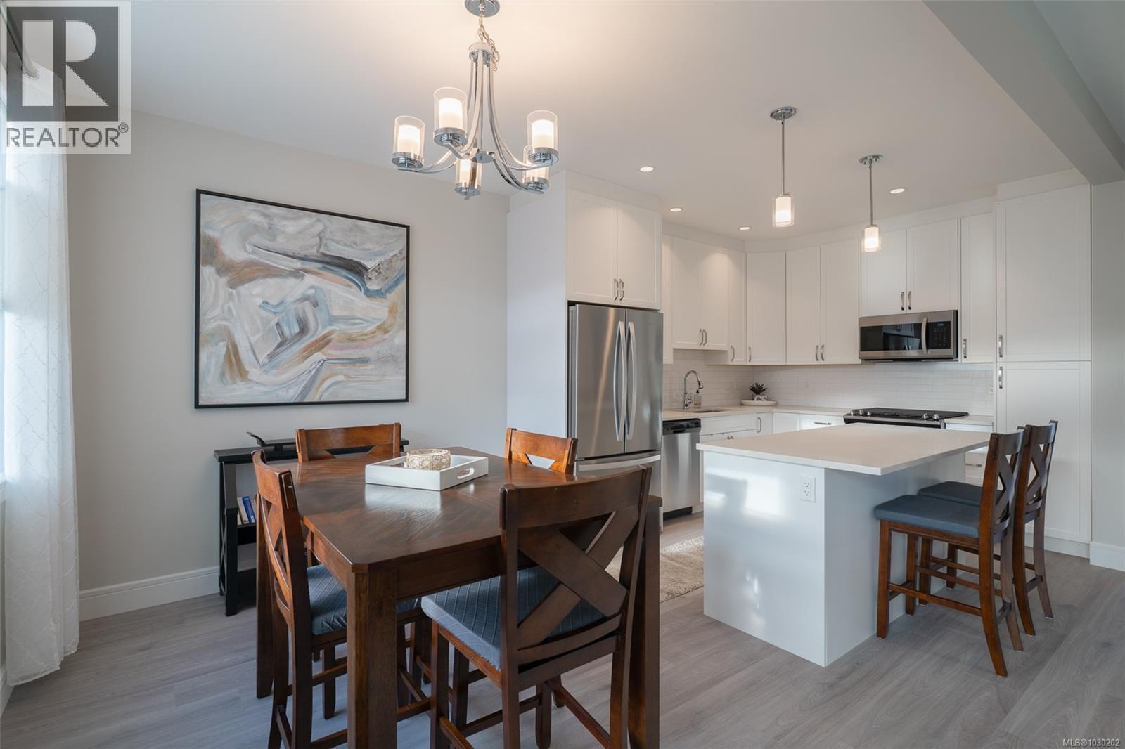 2013 MOUNTAIN VISTA DR - 31