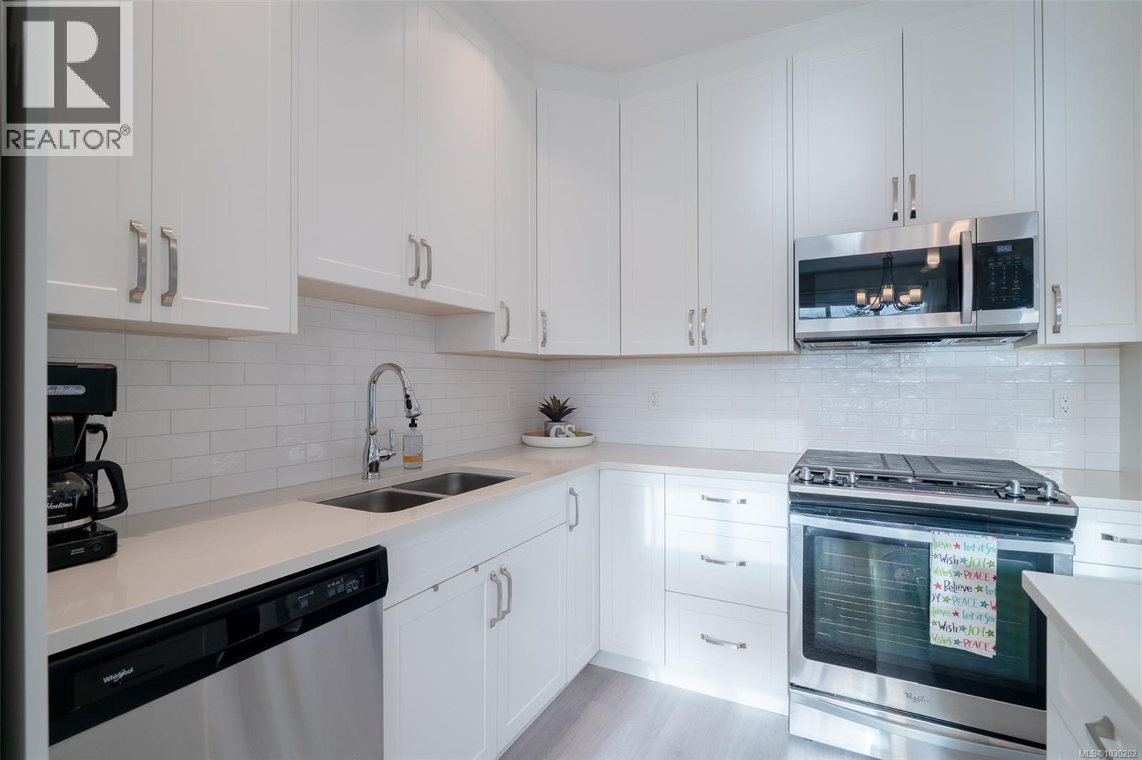 2013 MOUNTAIN VISTA DR - 30