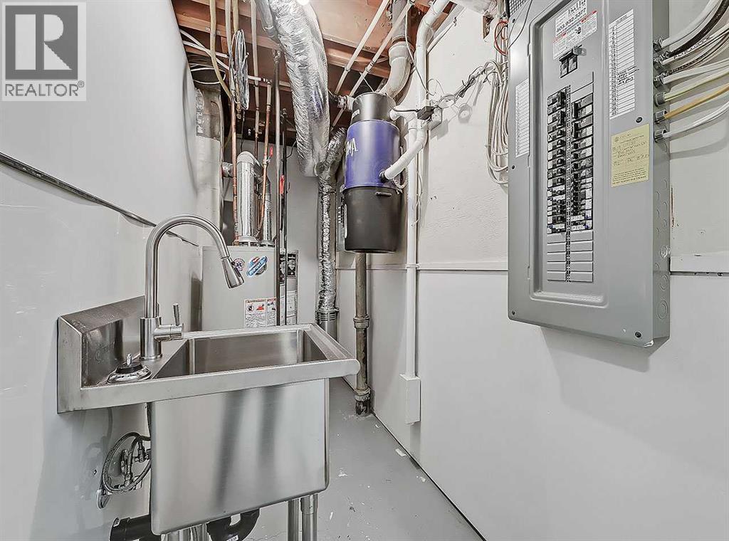 Single Family House Bungalow for Sale in  Cambrian Drive NW Rosemont Calgary 