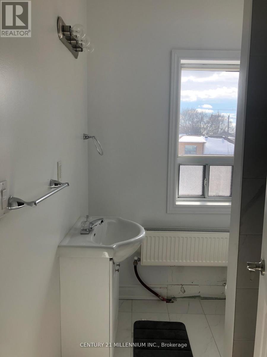 71 CLOUSTON AVENUE - 9