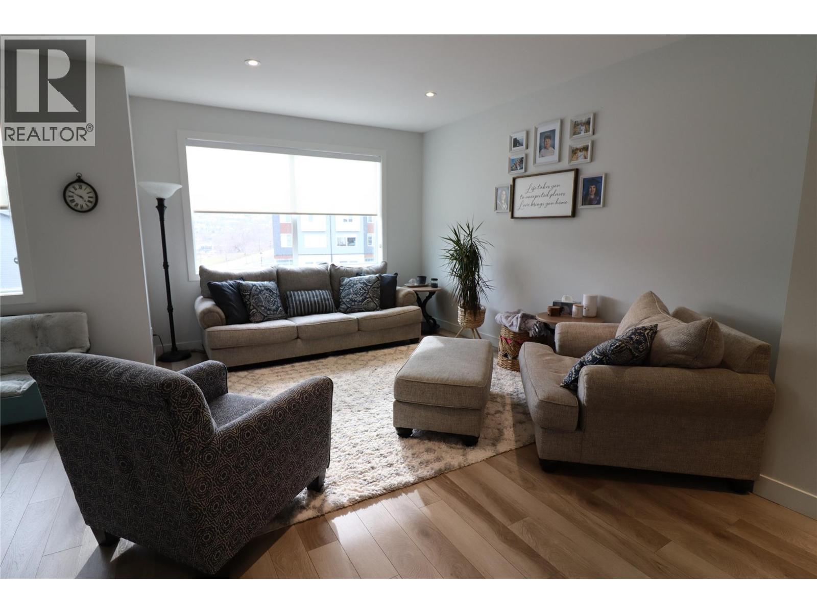 118 RIVER GATE Drive, Kamloops