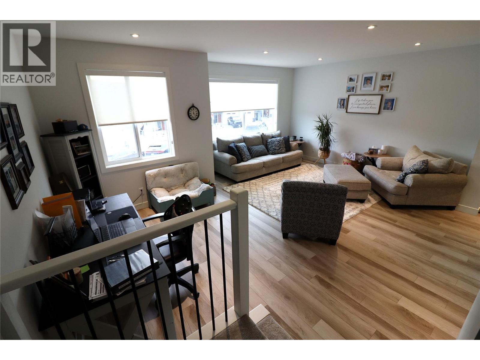 118 RIVER GATE Drive, Kamloops