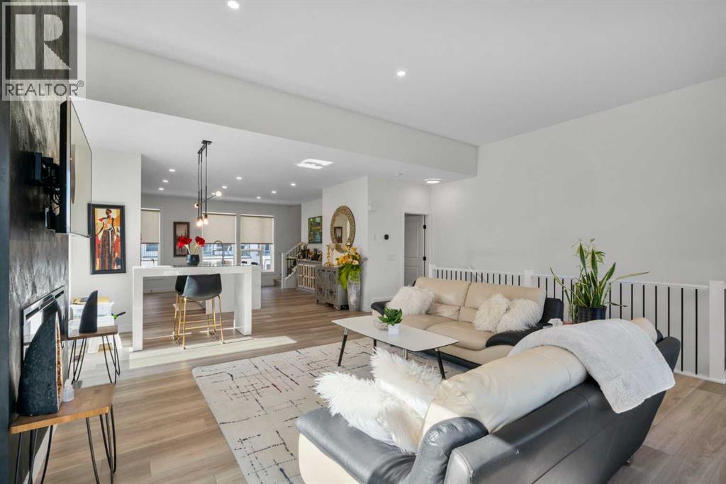 Single Family House for Sale in  Sovereign Common SW Shaganappi Calgary 