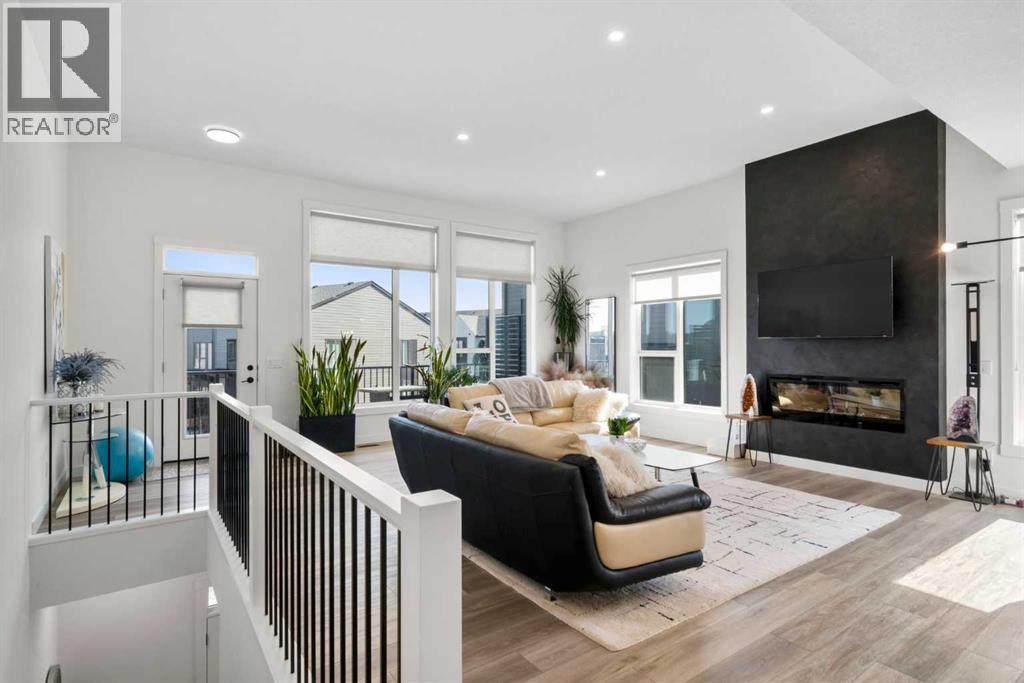 Single Family House for Sale in  Sovereign Common SW Shaganappi Calgary 