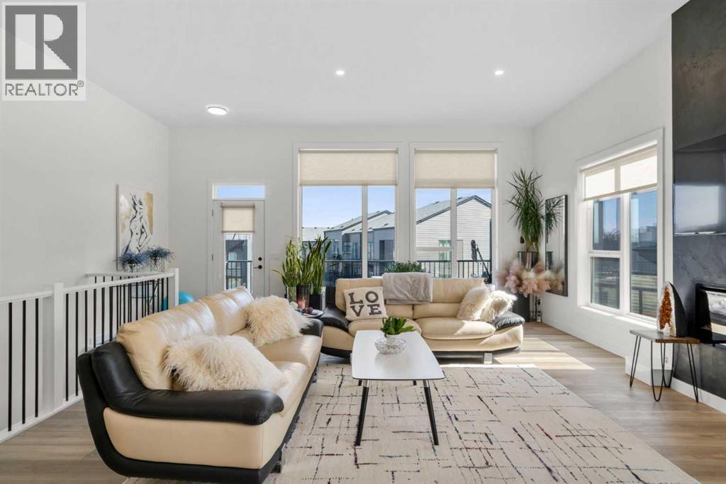 Single Family House for Sale in  Sovereign Common SW Shaganappi Calgary 