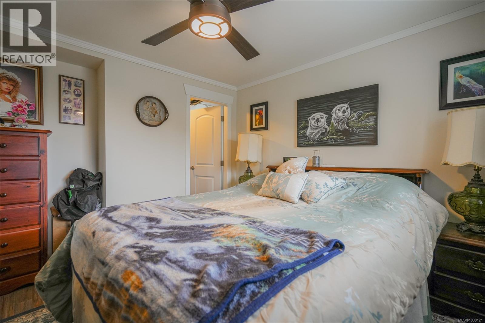 3984 MARPOLE ST - 10