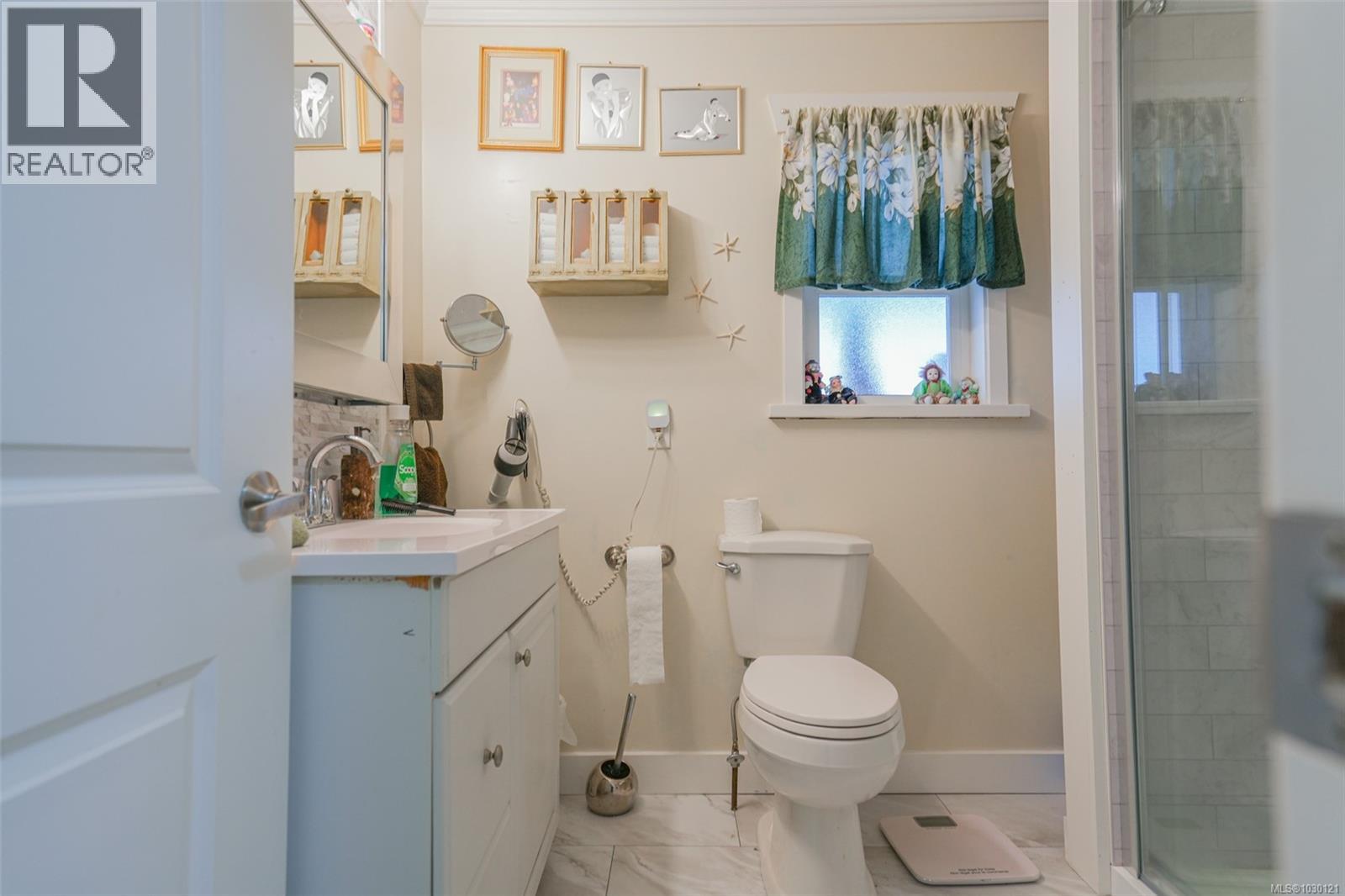 3984 MARPOLE ST - 15