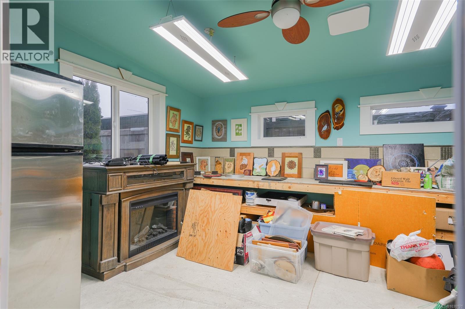 3984 MARPOLE ST - 20