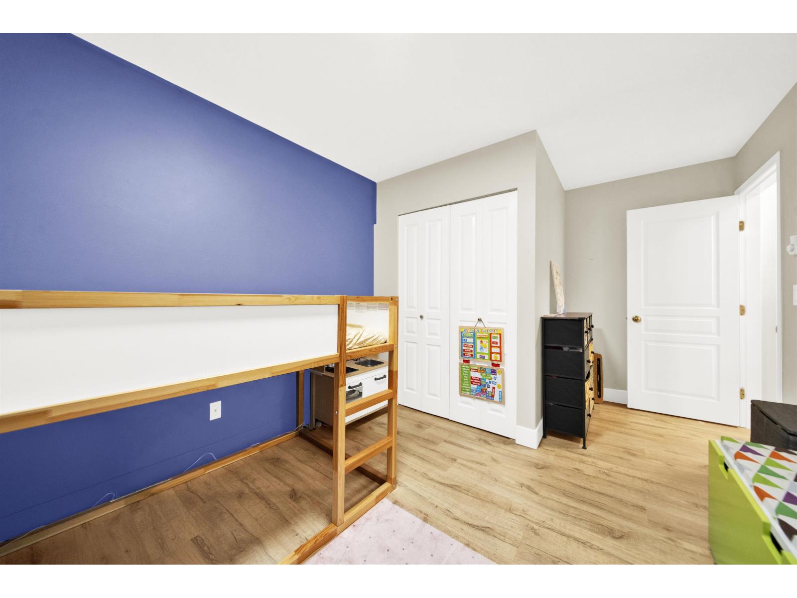 32 7640 BLOTT STREET, Mission