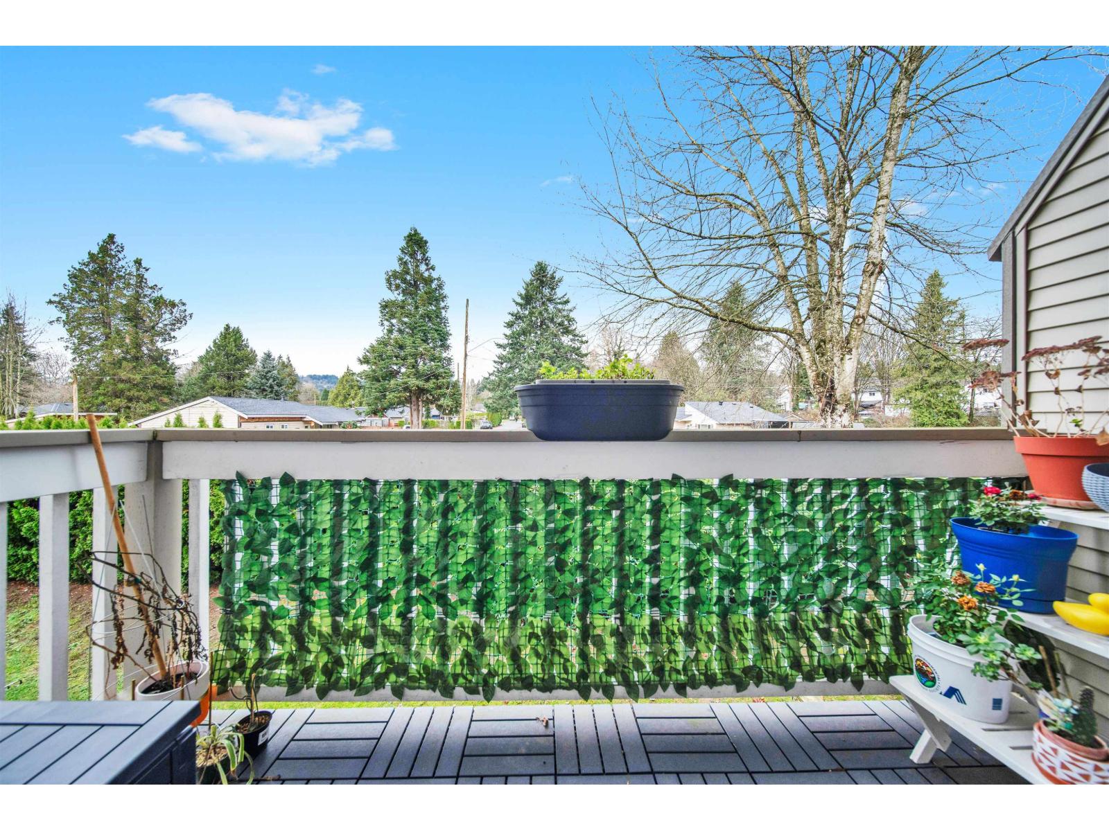 32 7640 BLOTT STREET, Mission