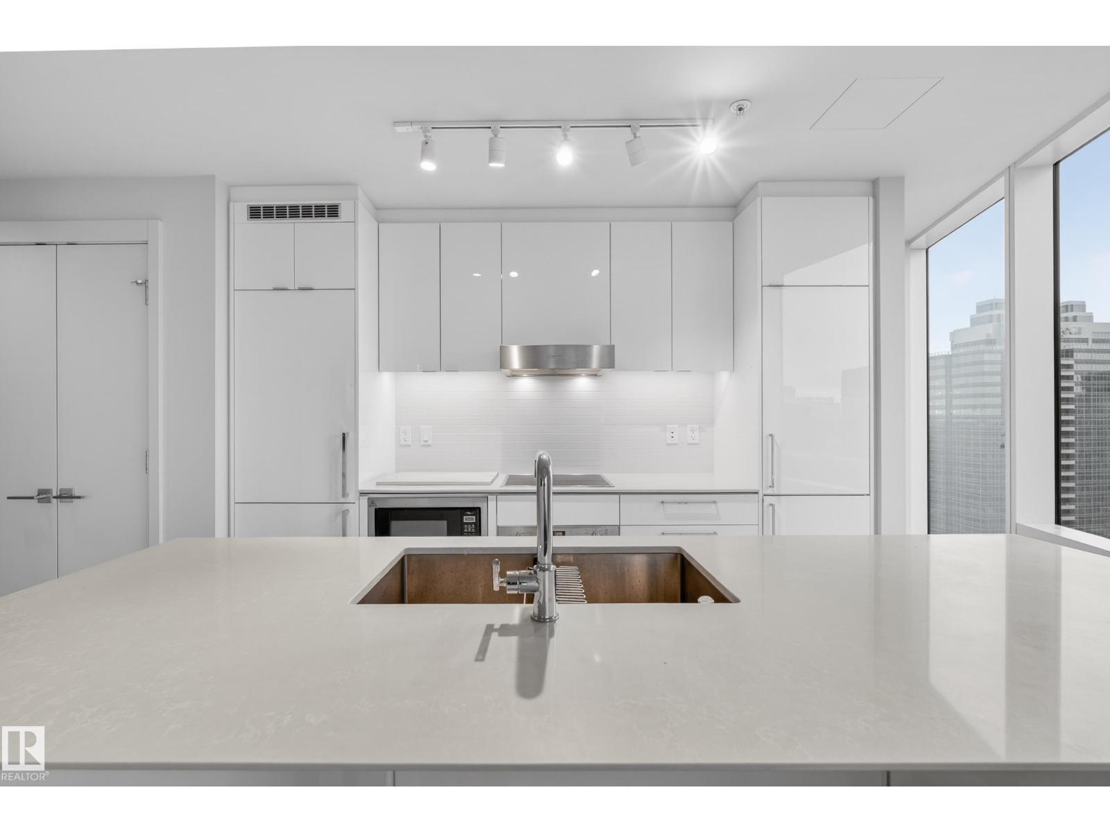 #2508 10360 102 ST NW - 10