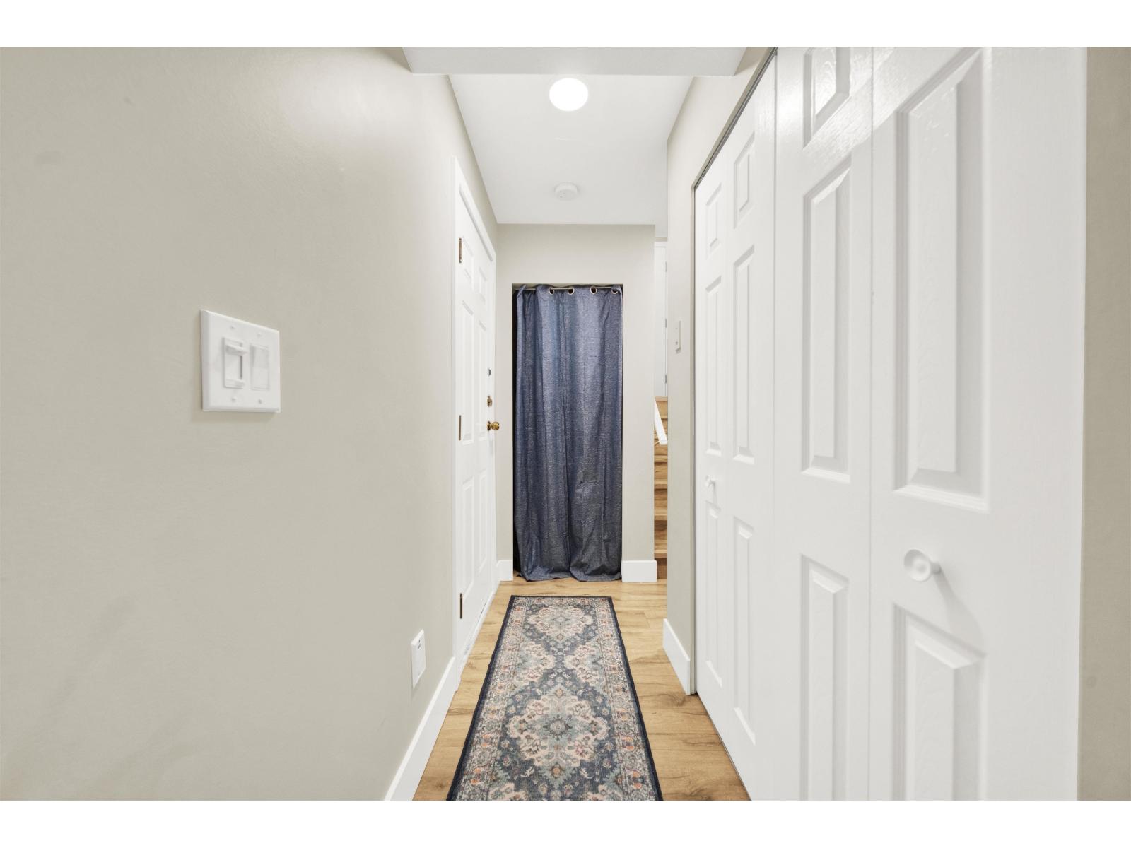 32 7640 BLOTT STREET, Mission