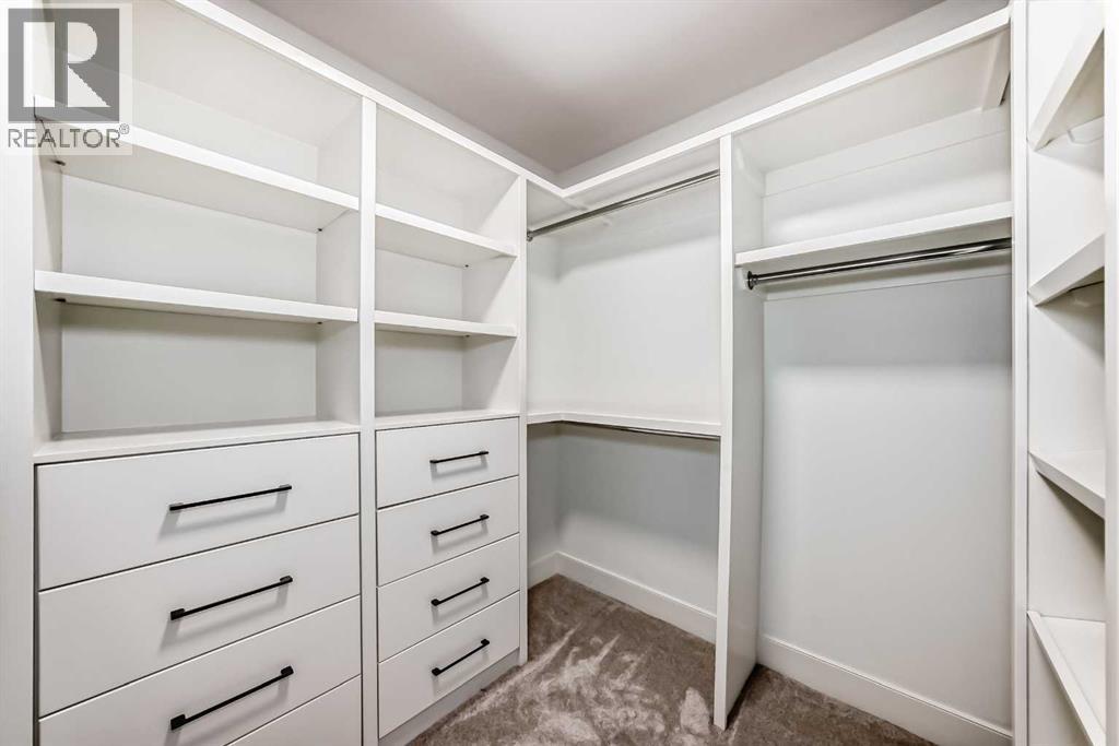 Single Family House for Sale in   Street NW West Hillhurst Calgary 